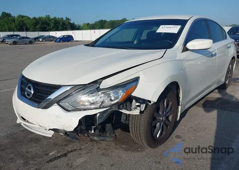 2016 Nissan Altima 2.5 S z USA, uszkodzony, nr VIN 1N4AL3AP7GC202440